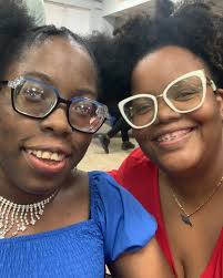 Richelle T. Henry (@richelle_t_henry) • fotos e vídeos do Instagram