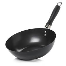 The silicone rings, though not to everyone's taste, mean lids make next to no. Wilko Wilko Wok Electric Hob