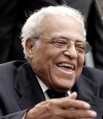 Benjamin Hooks, longtime civil rights leader, dies at 85