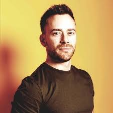 Shawn Watt's Instagram, Twitter & Facebook