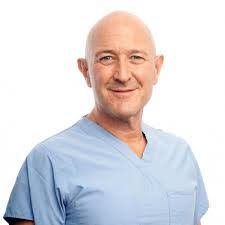 Aman Pooni's Instagram, Twitter & Facebook