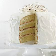Gateau De Noel A La Vanille Coup De Pouce Christmas Food Desserts Cake