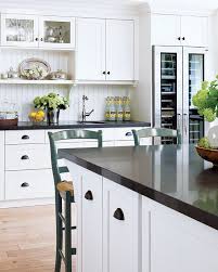 two classic white kitchens to copy