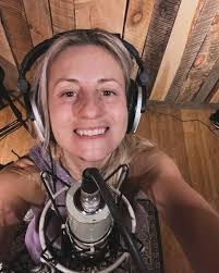 Marisa Bloom's Instagram, Twitter & Facebook