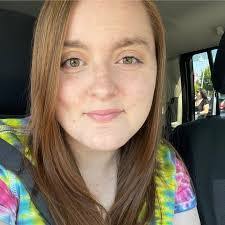 Alyssa Karnes's Instagram, Twitter & Facebook