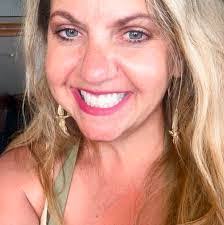 Vicki Mcewen's Instagram, Twitter & Facebook