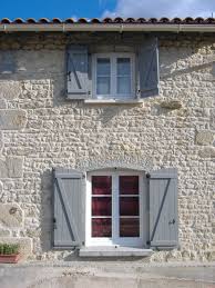 Effet Trompe L œil Garanti Ceci N Est Pas De La Vraie Pierre Mais Un Enduit A La Chau Exterieur De Ferme Moderne Parement Pierre Exterieur Maison En Pierre