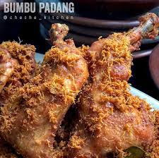 Didihkan air dalam panci, rebus ayam kampung bersama lengkuas dan daun salam. Ayam Goreng Lengkuas A K A Bumbu Padang Bahan 1 Ekor Ayam Broiler 300 Gr Lengkuas Parut Lebih Jg Gpp Sesuai Dg Selera Di 2020 Resep Masakan Resep Ayam Goreng