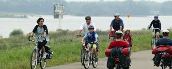 Bett and bike, fahrradfreundliche betriebe, radunterkünfte, unterkünfte in europa online buchen von europa bis bett und bike pension und fahrradstation altes zollhaus. Bett And Bike
