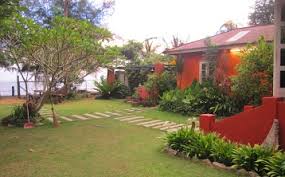 Bora bora is surrounded by a reef planted with 'motu' (islet). Bora Bora Berlian Chalet Kampung Kuala Linggi 78200 Kuala Sungai Baru Malaysia Kampung Penginapan Clevi Com