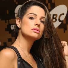 Amanda Piazza's Instagram, Twitter & Facebook