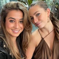 Mandy Schaefer's Instagram, Twitter & Facebook