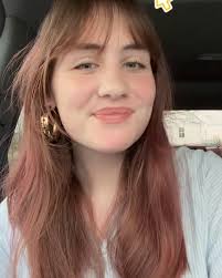 Grace Buddenhagen is running for Vice President of Communications