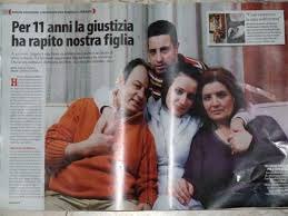 In nome di mia figlia (au nom de ma fille) è un film del 2016 diretto da vincent garenq e scritto da lui stesso insieme con julien rappeneau. L Amore Strappato Racconta La Storia Vera Di Angela Locanto Allontanata Per Errore Dai Suoi Genitori Ultime Notizie Flash