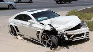 If you want for cash for your damaged car or need to sell your car, carbuyerusa can get you cash quickly. Sellanycar Com Sell Your Car In 30min How To Sell An Accident Damaged Car Quickly And Conveniently In The Uae Sellanycar Com Sell Your Car In 30min