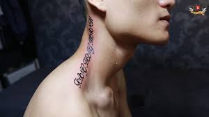 Ít nhất 1/3 trong số họ là phụ nữ. Hinh XÄƒm Chá»¯ á»Ÿ Cá»• Y NghÄ©a