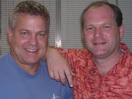 Robin Raymer's Instagram, Twitter & Facebook