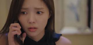 ซีรีย์เกาหลีใหม่ “When The Phone Rings” คู่สามีภรรยา แต่งงานกันแบบคลุมถุงชน  ต่างคนต่างใช้ชีวิตของตัวเองแต่แล้ววันนึงก็เกิดเหตุการณ์ไม่คาดฝัน  เมื่อมีสายโทรศัพท์ลึกลับที่โทรเข้ามาข่มขู่  จึงเป็นจุดเริ่มต้นของเหตุการณ์ที่กำลังจะเกิดขึ้น . . ปล.คืนนี้ ep.2 ...