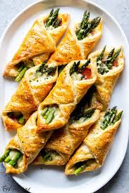 Prosciutto Asparagus Puff Pastry Bundles Recipe Appetizer Recipes Recipes Food