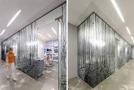 3form Materials Create Healing Focused Environments For Hospitals Diseno De Consultorio Medico Centro Medico Disenos De Unas