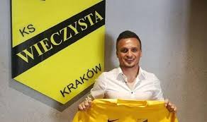 Mateusz gamer gamrot is a polish professional mixed martial artist in the ufc lightweight division. Wieczysta Krakow Jak Krol Aptek Buduje Klub Swoich Marzen