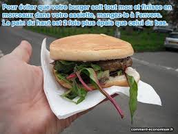 La Meilleure Methode Pour Manger Un Gros Burger Facilement Burgers Au Saumon Alimentation Cuisine Et Boissons