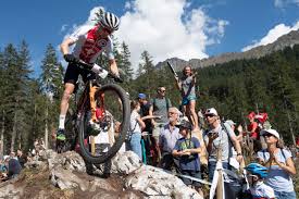 Mathias flückiger (born 27 september 1988) is a swiss mountain bike racer. Wer Nicht Nino Schurter Heisst Kann Als Biker Weltklasse Sein Und Keinen Lohn Bekommen Nzz