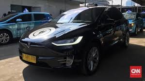 Dari beberapa tesla yang ditawarkan, harganya berkisar mulai dari rp 2 miliar hingga lebih dari rp 3 miliar. Blue Bird Beli Taksi Listrik Tesla Di Importir Umum