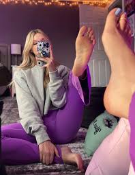 Sams Soles 05 03 2021 2047510869 Barefoot Fidgetin Porno Videos Hub | My  XXX Hot Girl