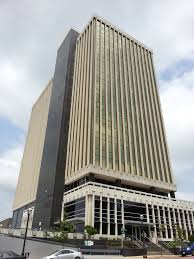 Commerce bank's commitment to we make it happen reflects the bank's dedication to the growth commerce bank has been serving the laredo community since 1983 with a retail branch network of. Commerce Bank Building At 11 South Meramec In Clayton Mo Flickr