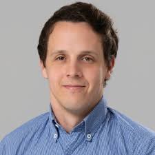 Yesterday I got my official MSc Economics and Policy of Energy and the  Environment grade and am delighted to be graduating with a distinction!