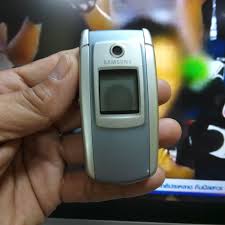 SAMSUNG M300 มือถือเล็ก ในตำนาน เสียแล้ว ...
