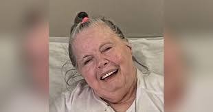 Diane Hilton's Instagram, Twitter & Facebook