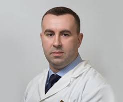 Узнайте, кто это, за что его задержали в аэропорту борисполь, при чем тут приватбанк, биография Yacenko Vladimir Petrovich Vrach Kt I Mrt Medicinskogo Centra Lode