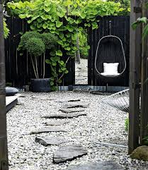 They were intended to imitate the intimate essence of nature and they were places where people could meditate about the true meaning of life and find their inner peace. Zen Gardens Asian Garden Ideas 68 Images Interiorzine