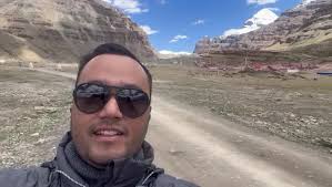 🌍 "Travel with purpose.