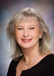 Melinda Carmichael's Instagram, Twitter & Facebook