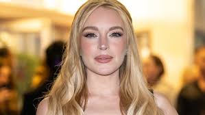 Lindsay Lohan dice que el CEO de Disney le preguntó dónde estaba su gemela  en el estreno de 'Juego de gemelas'; ella respondió: 'Deberías haberme  pagado el doble porque no tengo ninguna' :