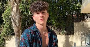 Sienna mae leaked video, groping and taking advantage of blacked out jack wright, goes viral on social media and sparks another wave of backlash against tiktok star sienna mae who is already facing criticism. Who Is Tony Lopez The Tiktok Star S Nudes Were Leaked
