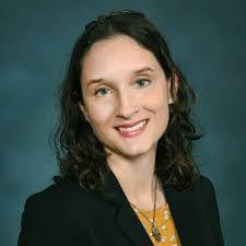 Sarah Fort's Instagram, Twitter & Facebook