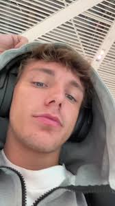 Emotional Moments from 'Just Friends' Movie