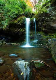 Top 9 Smoky Mountain Hiking Trails With Waterfalls Fall Hiking Trails Mountain Hiking Waterfall