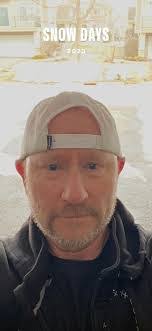 Mark Starkey's Instagram, Twitter & Facebook