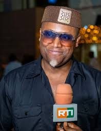 Le beau gosse de l'afrobeat en Côte...