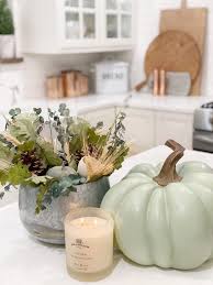 simple fall touches in the kitchen