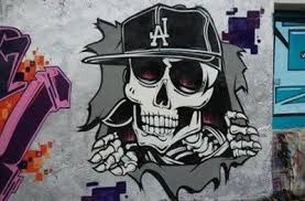 Gambar gambar tengkorak seram gambar keren wallpaper koleksi gambar gambar dan wallpaper tengkorak paling keren dan seram dengan kualitas tinggi dan berukuran besar. Paling Keren 27 Gambar Tangan Tengkorak Keren Unduh 94 Gambar Grafiti Tengkorak Hitam Putih Terbaik Gratis From Www M Seni Mural Gambar Grafit Graffiti Art