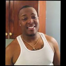 Lawrence Bledsoe's Instagram, Twitter & Facebook