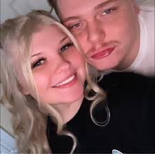 Is anyone else having trouble with their air conditioning unit in Blue  Springs, Missouri?