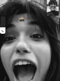 Noah Noah recentemente com o diretor e fotógrafo Brandon Mosqueira, com o  compositor, produtor e multi-instrumentista Noah Conrad e com a fotógrafa  Amanda Aguiar. • Adm Marcela @noahurrea #noahurrea