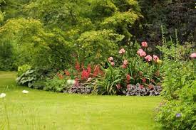 comment amenager un jardin a l anglaise beautiful gardens lawn and garden beautiful flowers garden